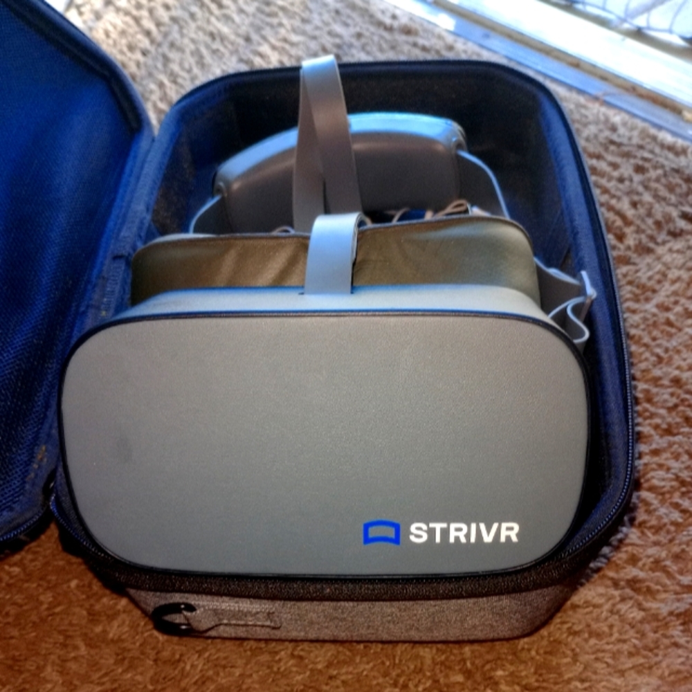 STRIVR VIRTUAL REALITY 3PC HEADSET
